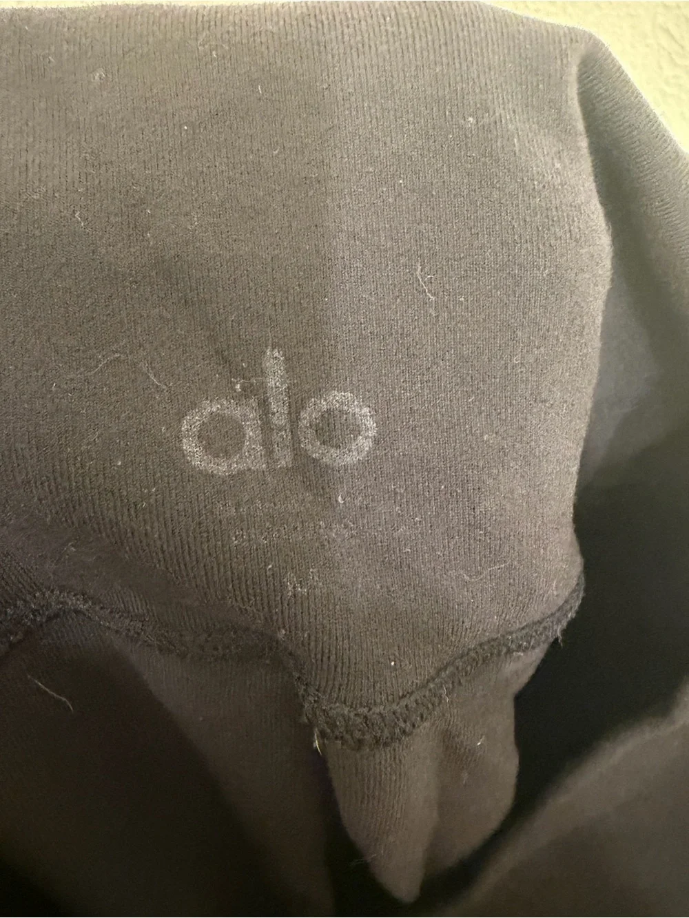 Alo Yoga Women’s Black Leggings Size Medium